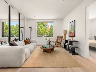 256 E 4th St Unit 2