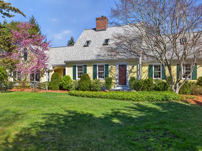 9 Gray Birch Road
