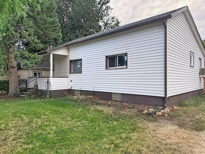 872 N Adams Ave