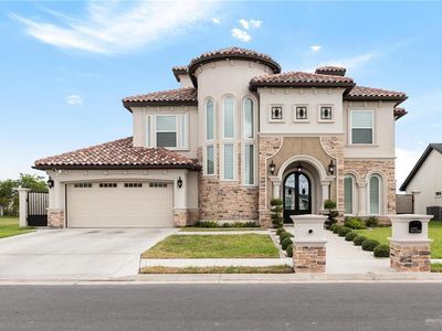 1305 Helen Dr