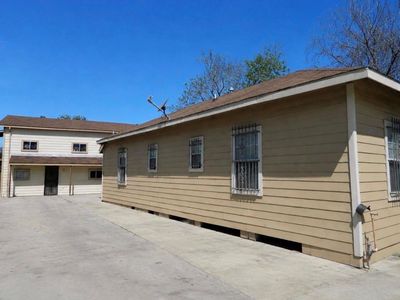313 Blanche St