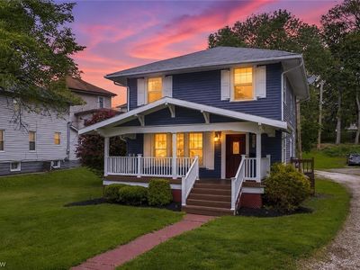 1407 Stewart Ave
