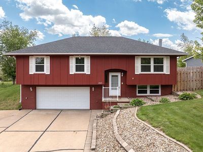 2631 Waveland Dr NW