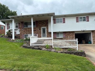 1504 Lake Hills Dr