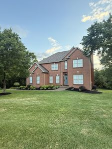 812 Lynn Dr