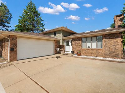 2547 Springhill Dr