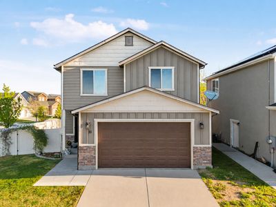 35 E Water Ln