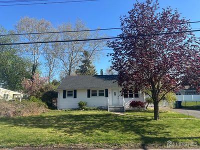 205 Willow Dr