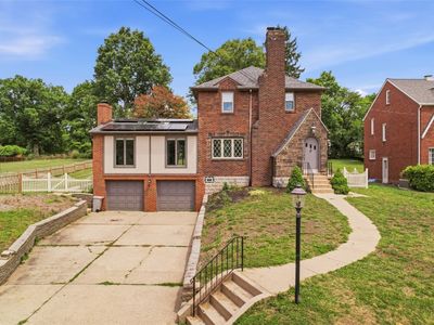 212 Morewood Rd