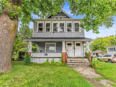 845 Dayton St
