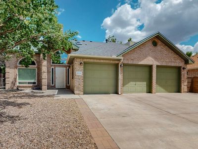 8316 Calle Primera NW