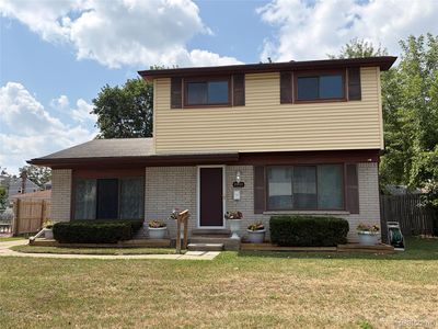 23101 Purdue Ave