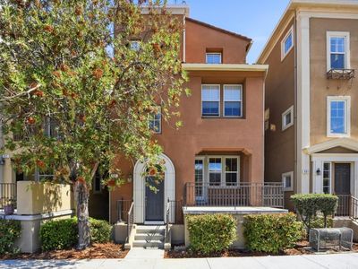 805 Adeline Ave