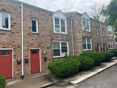 1925 Hertel Ave