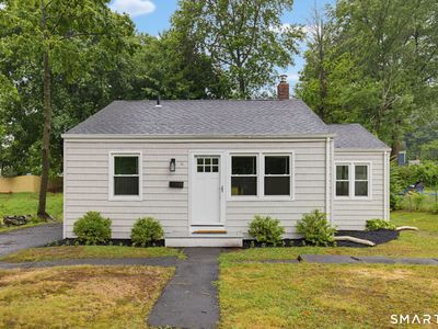 11 Elmhurst Circle