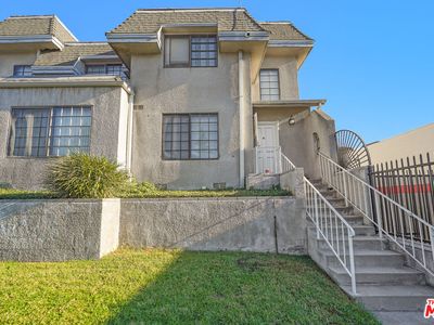 14500 Van Nuys Blvd UNIT 1