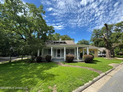 903 Columbus Dr