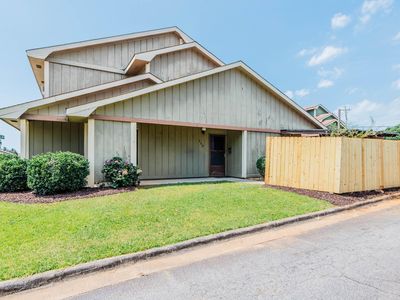 160 Stoneridge Dr