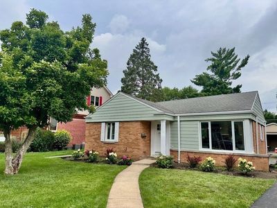 508 W Lonnquist Blvd