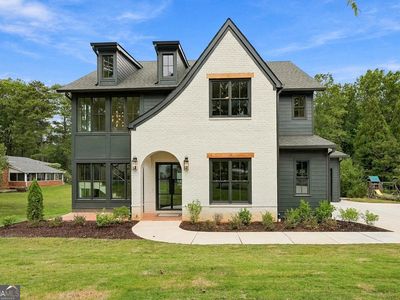 880 Austin Dr
