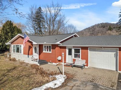 W394 Bluff Siding Rd