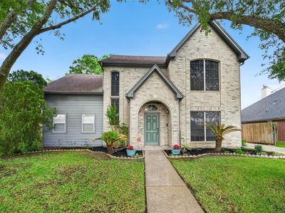 1227 Park Wind Dr