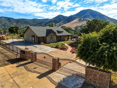 Property at 7197 Perlman Drive, Sanger, CA