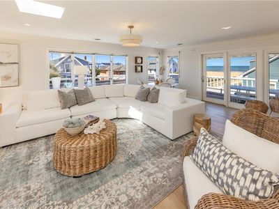 5207 Ocean Front Ave