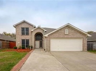 3348 Autumn View Dr