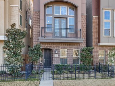 1348 Arch Pl