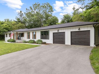 1050 Brock Cir