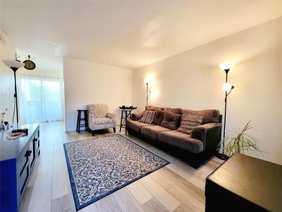 4450 Sherwood Ln APT 8
