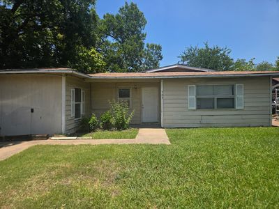 503 E Ridgewood Dr