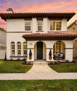 3 Amaryllis St