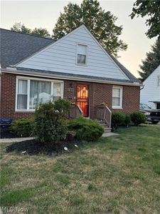 Property at 790 E 266th St, Euclid, OH