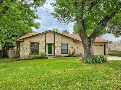 8601 Danville Dr