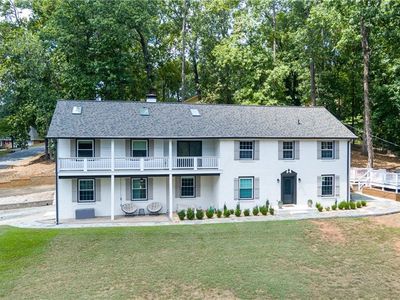 465 Nottingham Dr
