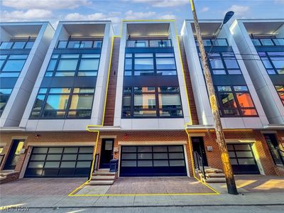 3110 Vine Ct