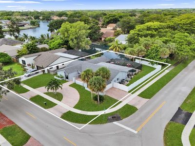 1221 NW 78th Ave