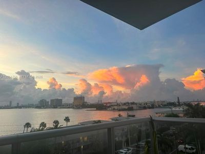7928 East Dr APT 604