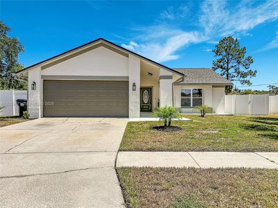 10813 Roundview Ln