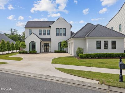 204 Vineyard Row