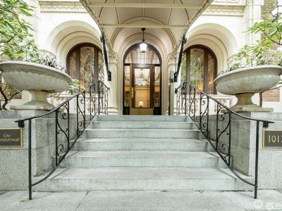 1017 Minor Avenue #702