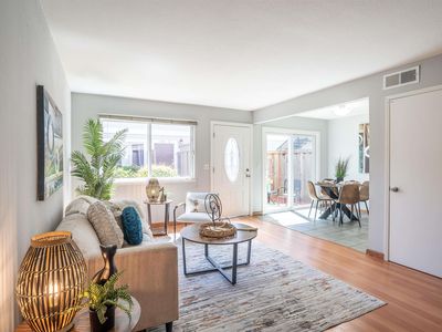 325 San Miguel Ct APT 2