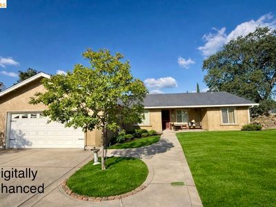 Property at 3931 Hartvickson Ln, Valley Springs, CA