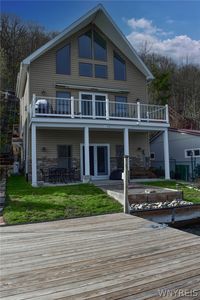 8582 W Lake Rd