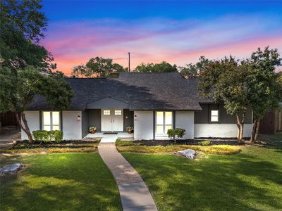 2324 Claridge Cir