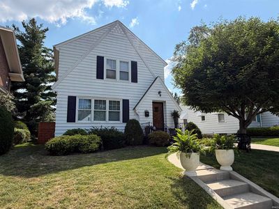 1607 Cherokee Rd