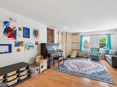 3101 Haverford Ave