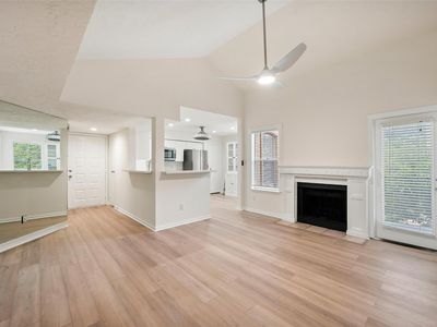 2021 Spenwick Dr APT 526